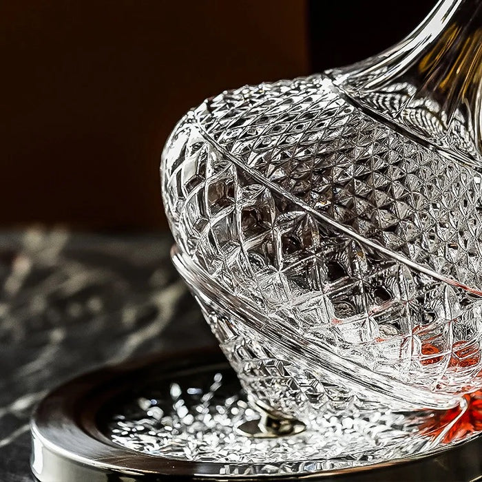 Luxury Diamond Cut Rotating Decanter